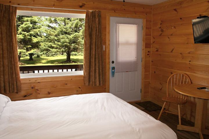 Room 4 of 22