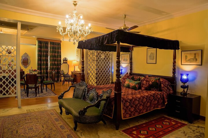 Room 22 of 47
