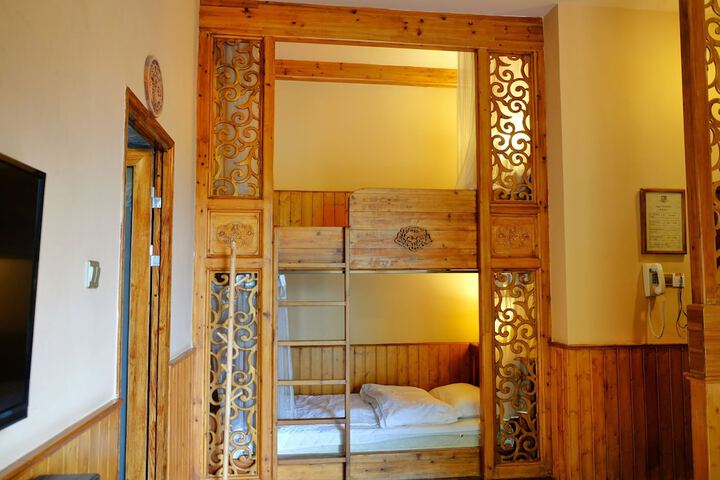 Room 21 of 111
