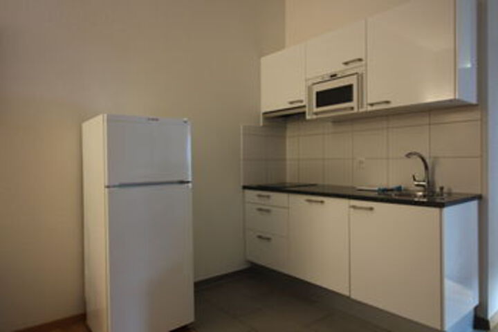 Room 21 of 27