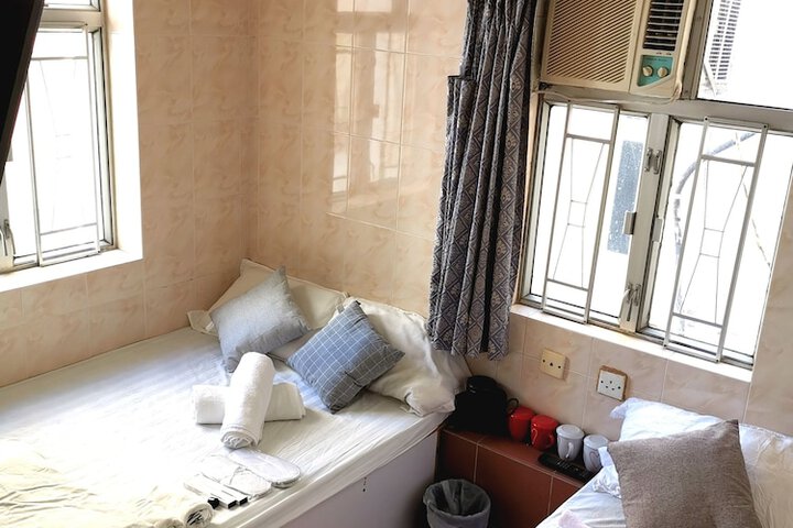 Room 26 of 31
