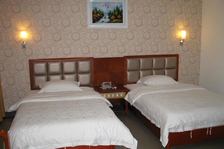 Room 4 of 41