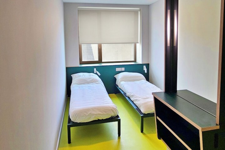 Room 4 of 55