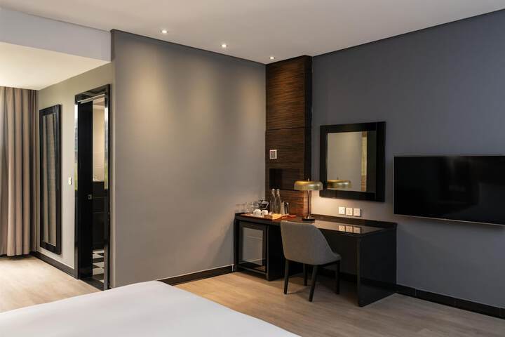 Room 59 of 227