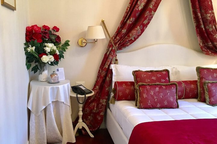 Room 10 of 55