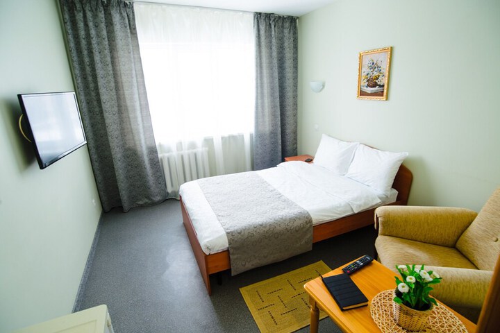 Room 11 of 64