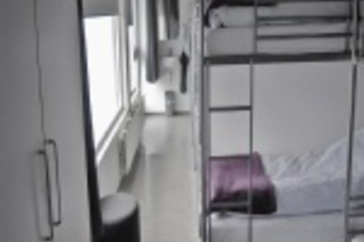 Room 73 of 276