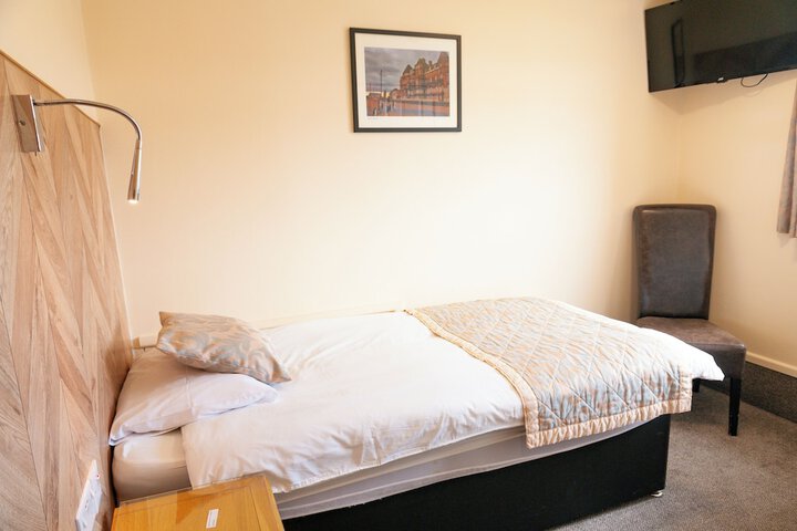 Room 56 of 177