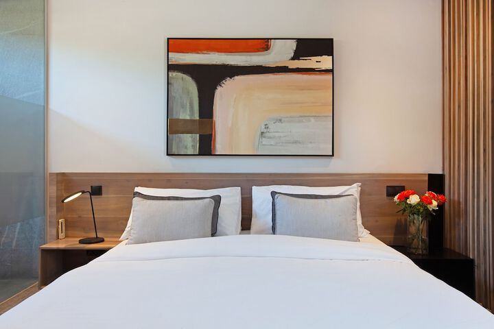 Room 8 of 58