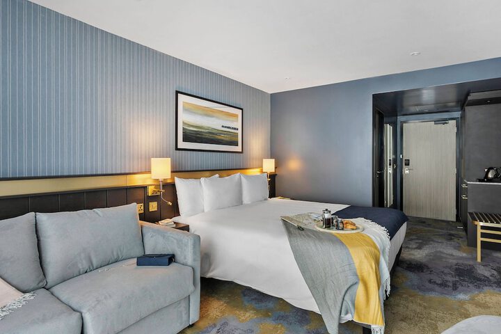 Room 20 of 94