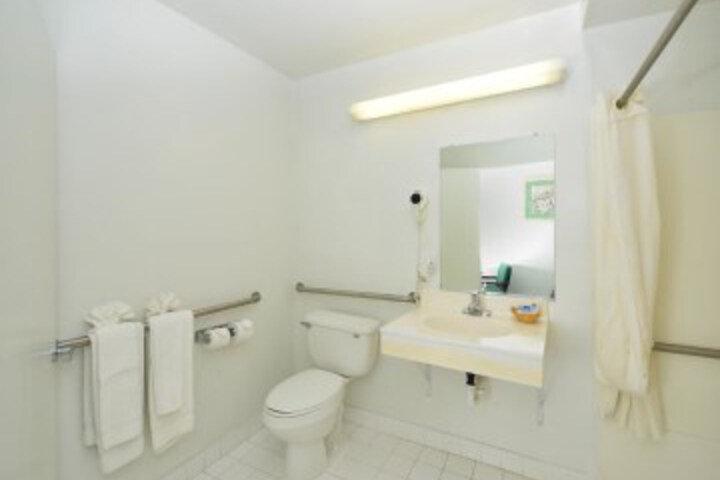 Room 15 of 22