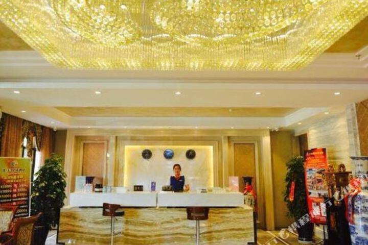Huifeng Yinhe Hotel