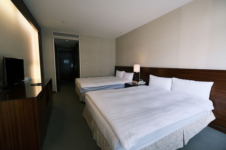 Room 13 of 71