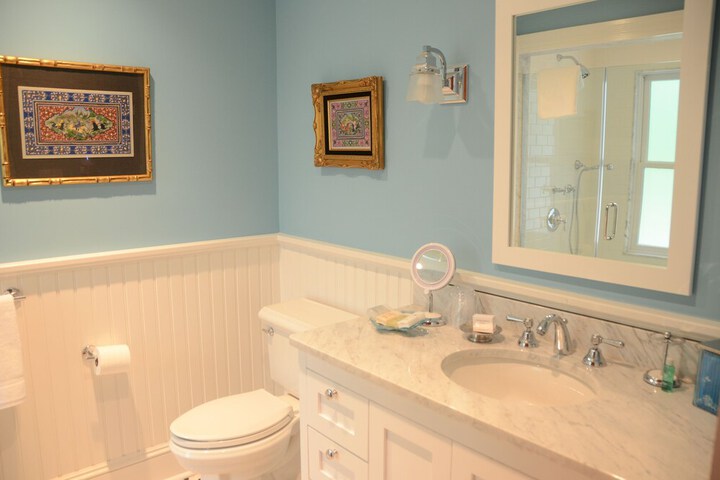 Room 16 of 29