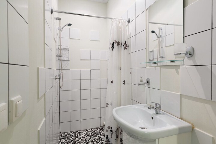 Room 12 of 44