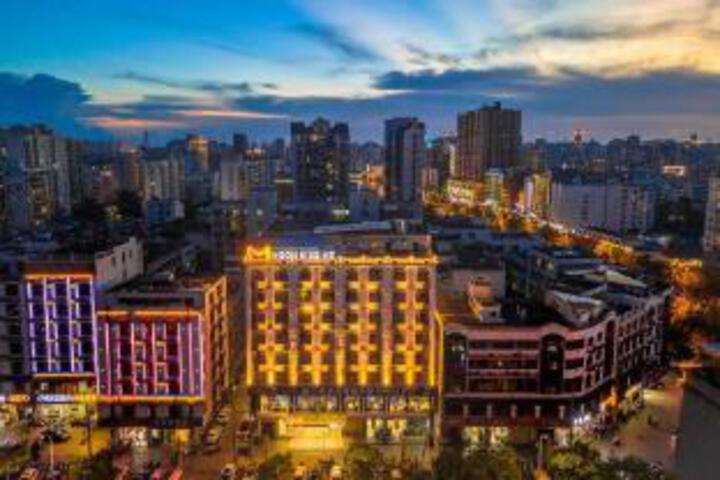 Haikou m Hotel (High Speed Railway East Station)
