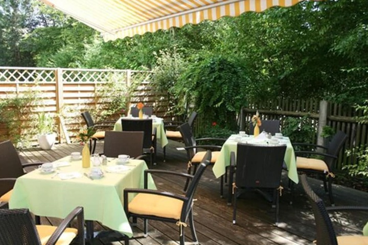 Terrace/Patio 44 of 47
