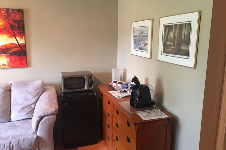 Room 37 of 76