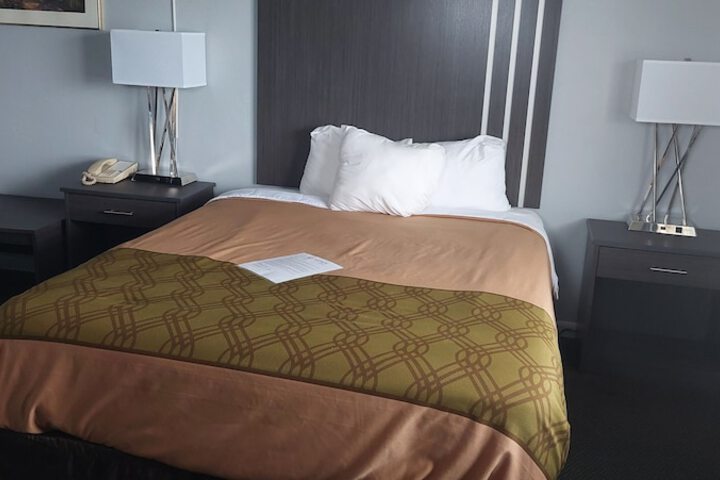 Room 7 of 22