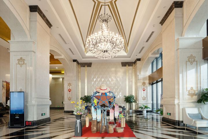 Hotel Interior 5 of 46