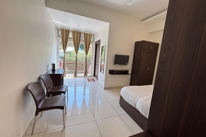 Room 17 of 35
