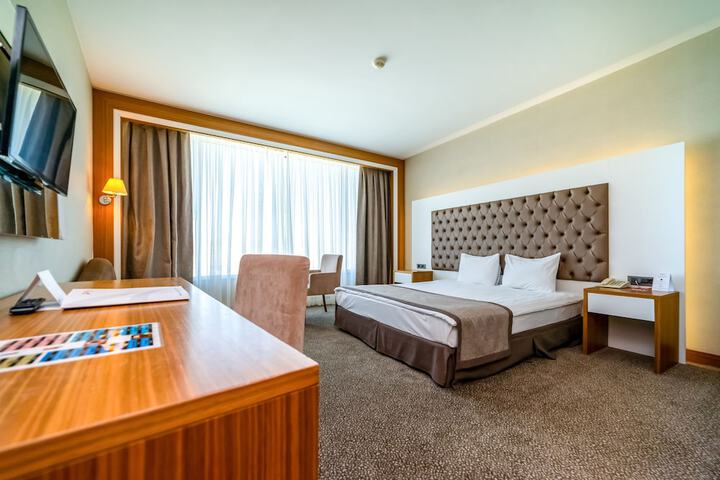 Room 6 of 46