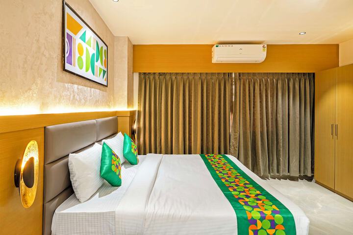 Room 10 of 46