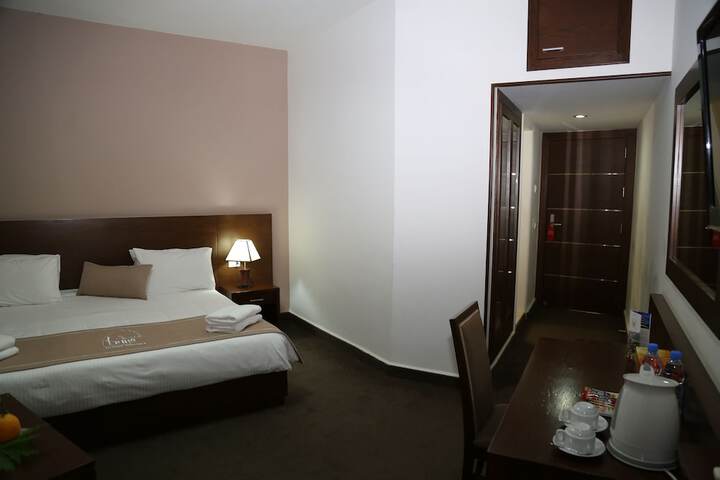 Room 19 of 54