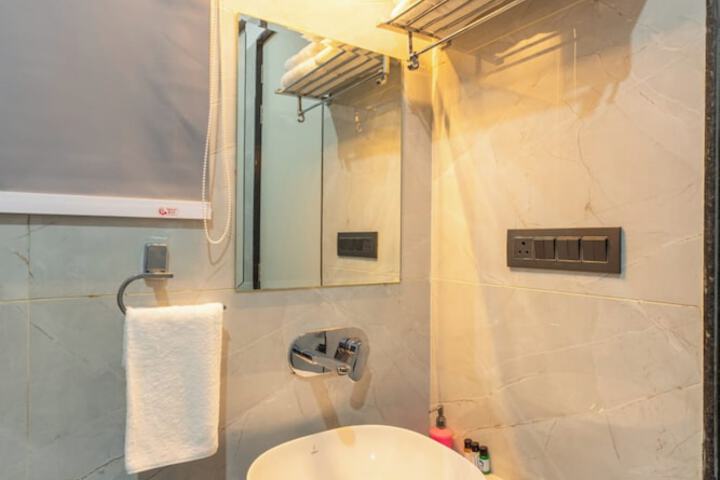 Room 14 of 26