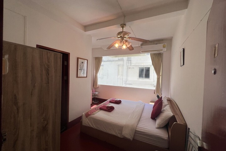 Room 20 of 62