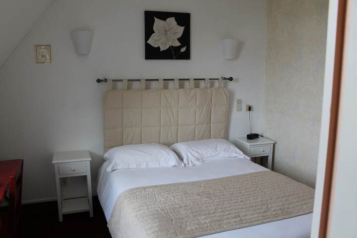 Room 18 of 46
