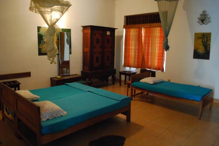 Room 3 of 5