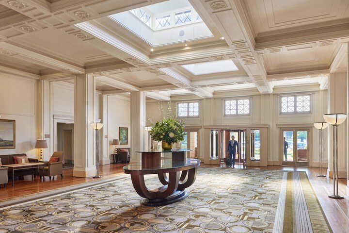 Guest Lobby