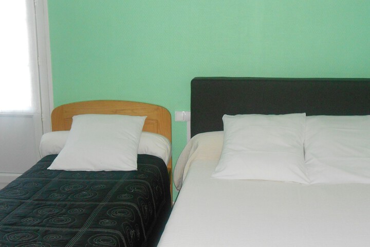 Room 7 of 31