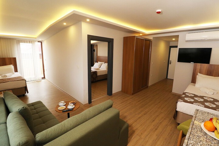 Room 20 of 36
