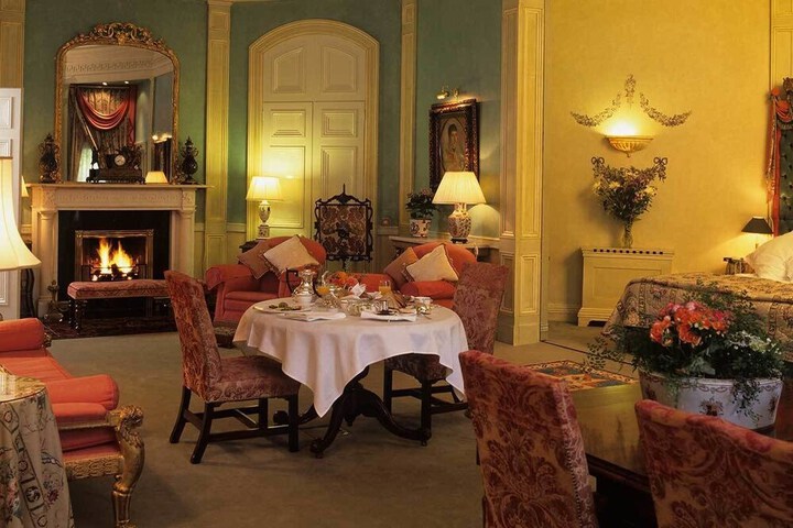 Dining Photos