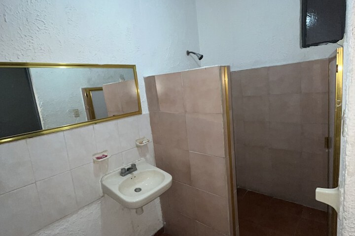 Room 17 of 21