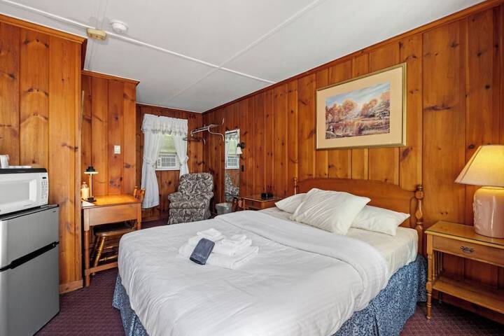 Room 4 of 45