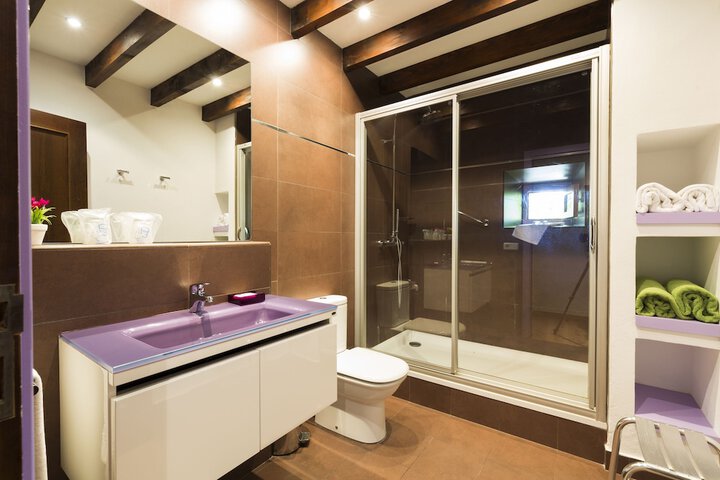 Bathroom Interior Photo