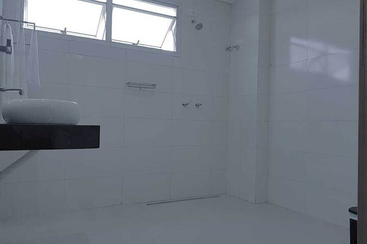 Room 26 of 45