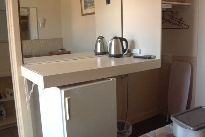 Room 4 of 31