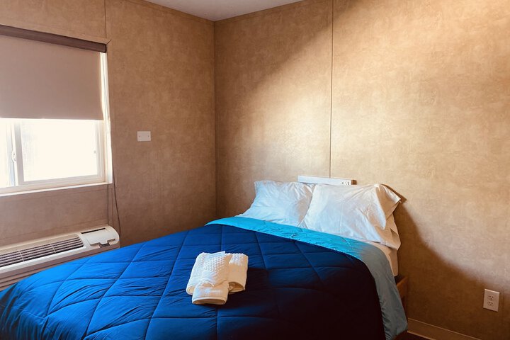Room 7 of 30