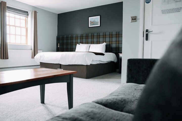 Room 3 of 15