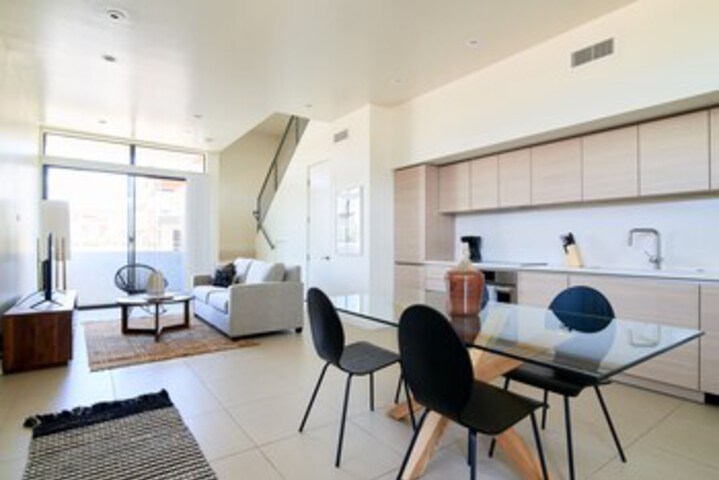 Contemporary 1BR in Old Town Scottsdale by Sonder in Scottsdale, AZ