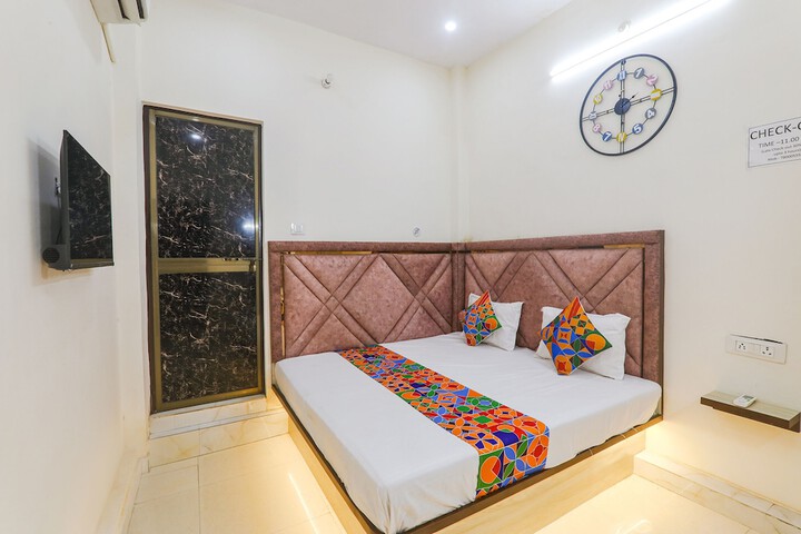 Room 28 of 31