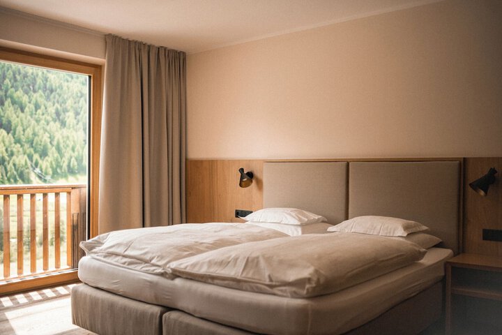 Room 17 of 51
