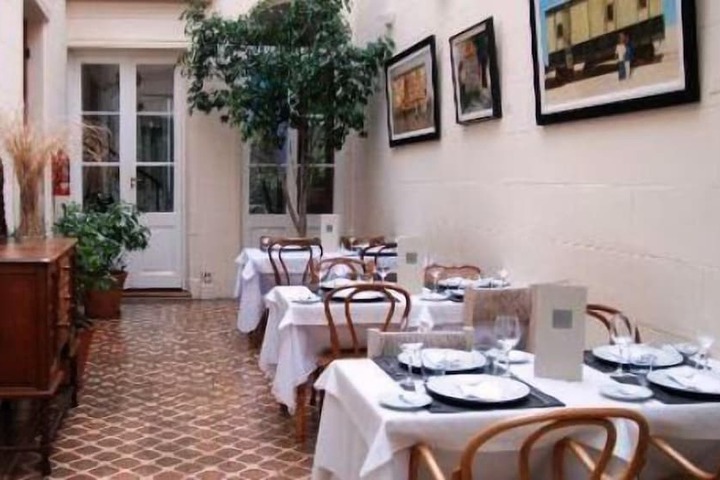 Dining Photos