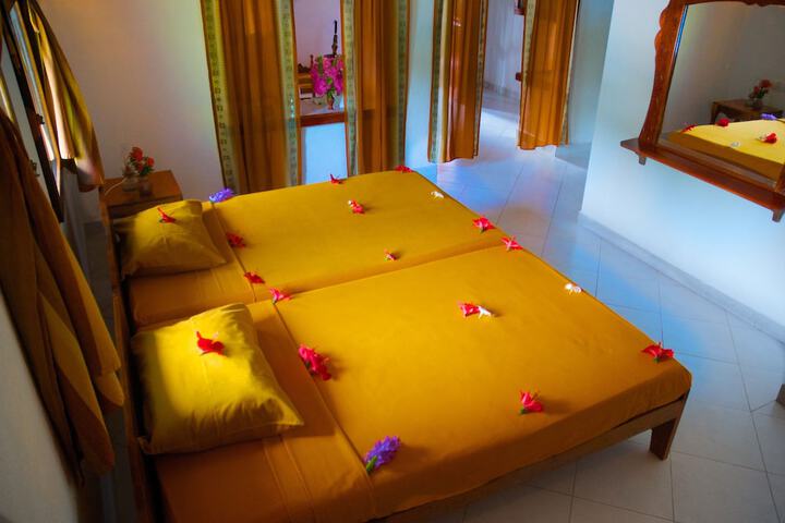 Room 4 of 56