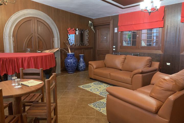 Room 58 of 230