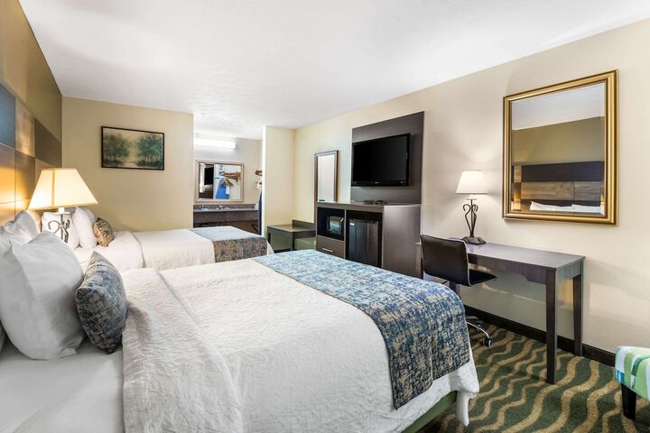 2 Double Beds (2 of 8)